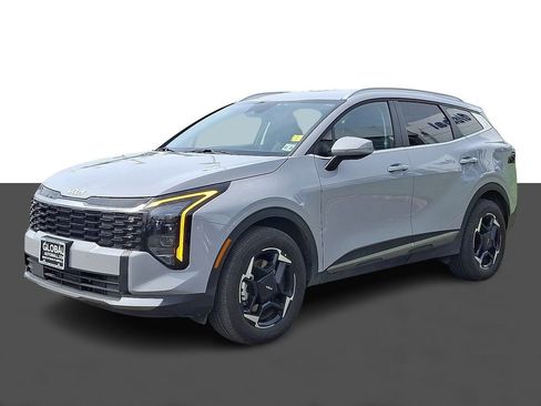 Used 2026 Kia Sportage EX image 3