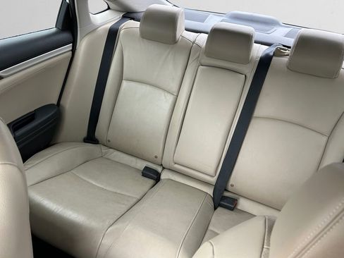 Used 2018 Honda Civic Touring image 14