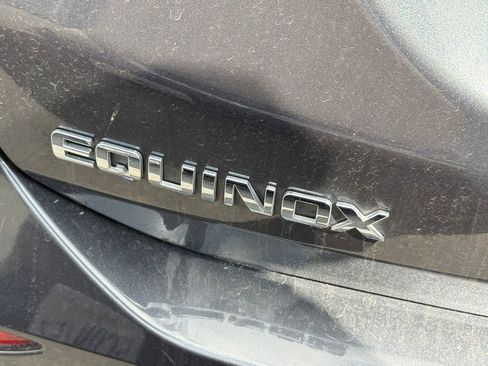 Used 2022 Chevrolet Equinox LS image 8