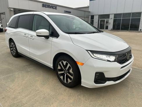 Used 2026 Honda Odyssey EX-L image 2