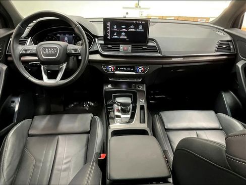 Used 2023 Audi Q5 2.0T Premium w/ Convenience Package AWD/4WD image 17