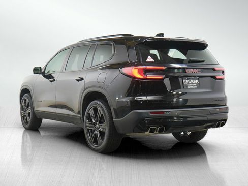 Used 2025 GMC Acadia Elevation w/ Elevation Premium Package AWD/4WD image 3