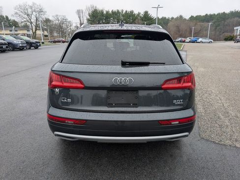 Used 2018 Audi Q5 2.0T Premium w/ Convenience Package image 4