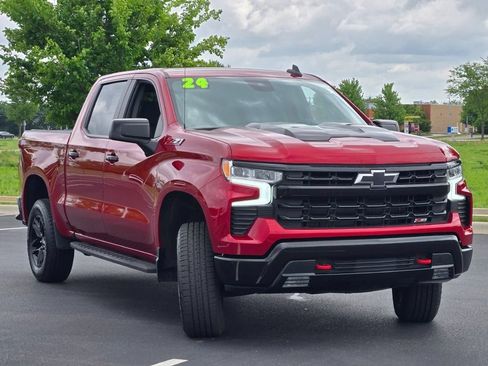 Used 2024 Chevrolet Silverado 1500 LT Trail Boss AWD/4WD image 4