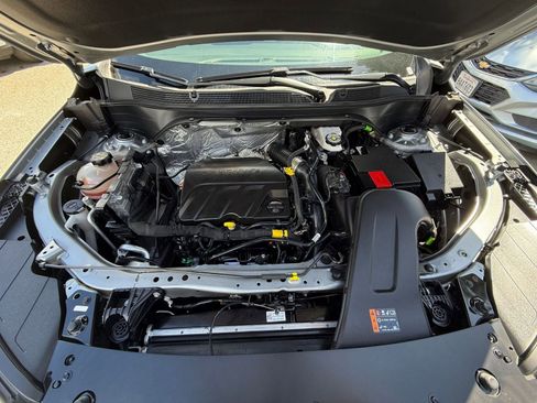 Used 2025 Chevrolet Trax LT image 29