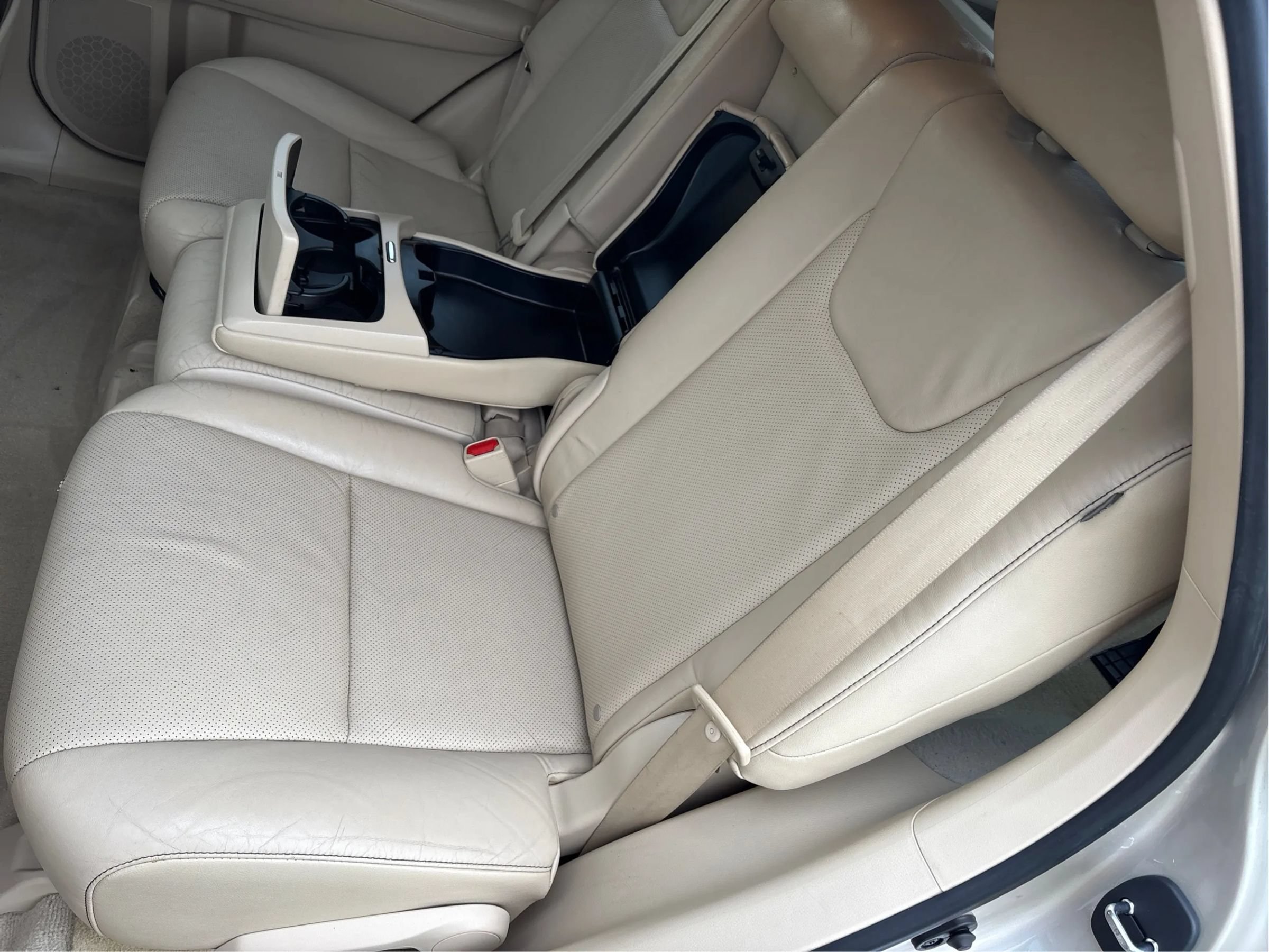 Used 2015 Lexus RX 450h FWD image 19