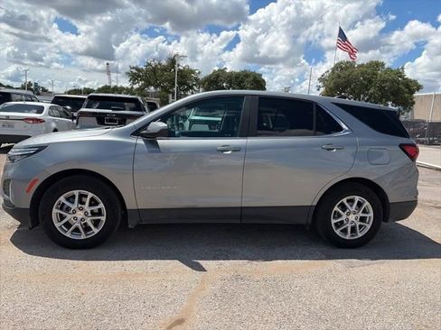 Used 2023 Chevrolet Equinox LT FWD image 5
