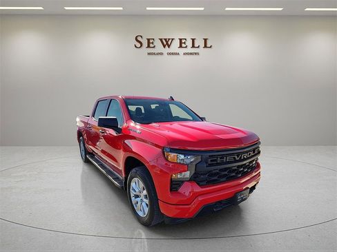 Used 2024 Chevrolet Silverado 1500 Custom image 7