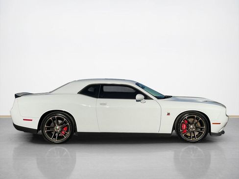 Certified 2022 Dodge Challenger R/T Scat Pack w/ Dynamics Package image 9
