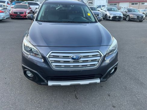 Used 2017 Subaru Outback 3.6R Limited AWD/4WD image 8