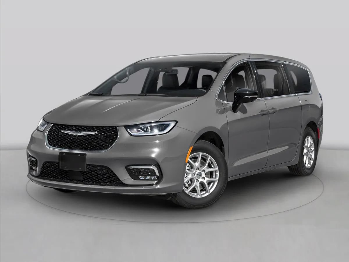New 2027 Chrysler Pacifica Limited FWD image 1