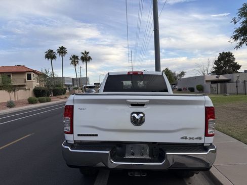 Used 2021 RAM 2500 Big Horn w/ Level 1 Equipment Group AWD/4WD image 8