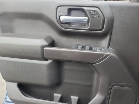 Used 2024 Chevrolet Silverado 1500 Custom Trail Boss AWD/4WD image 19