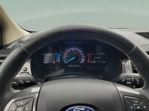 Certified 2019 Ford Ranger Lariat w/ Black Appearance Package image 14