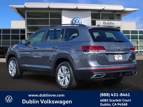 Certified 2023 Volkswagen Atlas SE w/ Panoramic Sunroof Package image 6