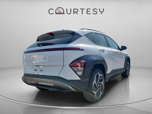 New 2026 Hyundai Kona SEL Premium image 4