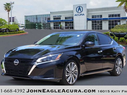 Used 2023 Nissan Altima 2.5 SL FWD image 1