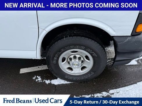 Used 2022 Chevrolet Express 2500 w/ Driver Convenience Package image 14