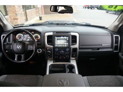 Used 2018 RAM 1500 Big Horn image 12