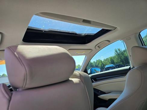 Used 2019 Honda Accord EX-L image 11