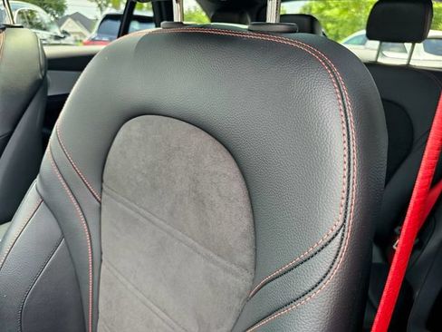 Certified 2022 Mercedes-Benz GLC 43 AMG 4MATIC image 21