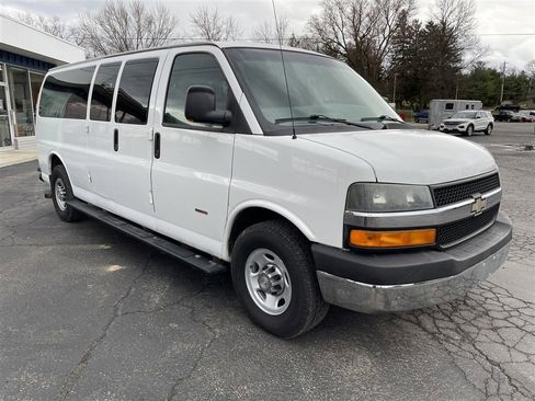 Used 2012 Chevrolet Express 3500 LT w/ Cold Climate Package image 12