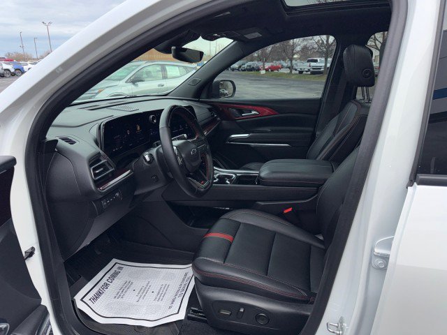 Used 2024 Chevrolet Traverse RS AWD/4WD image 16