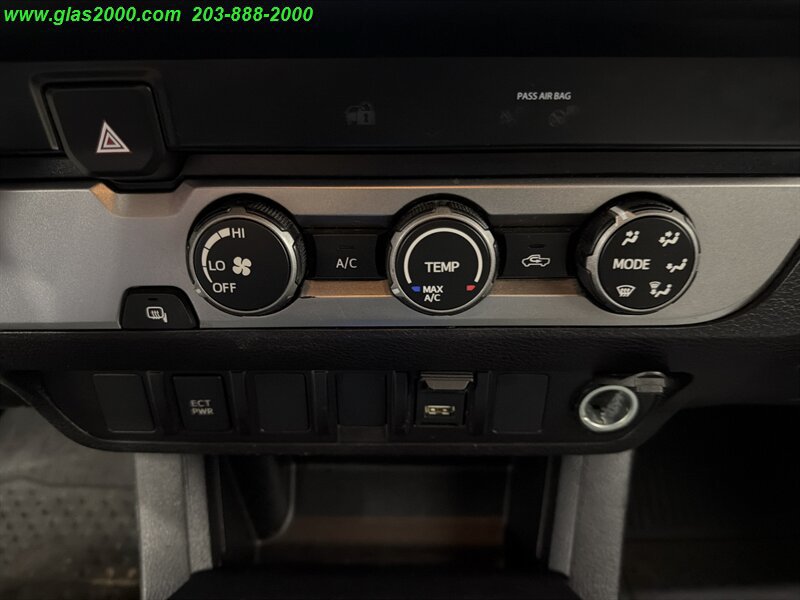 Used 2021 Toyota Tacoma SR RWD image 17