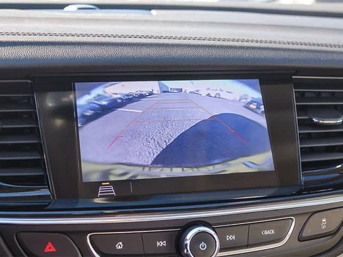 Used 2019 Buick Regal Essence image 27