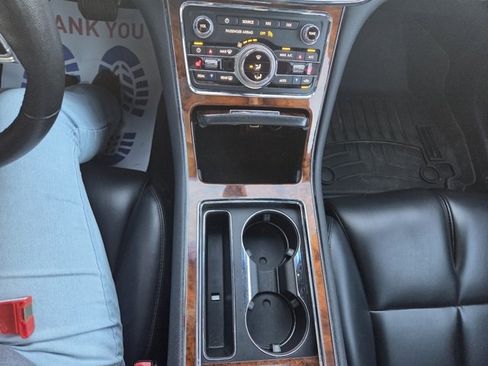 Used 2020 Lincoln Continental image 20