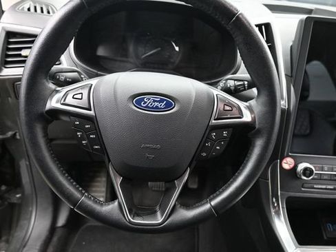 Used 2024 Ford Edge Titanium AWD/4WD image 18