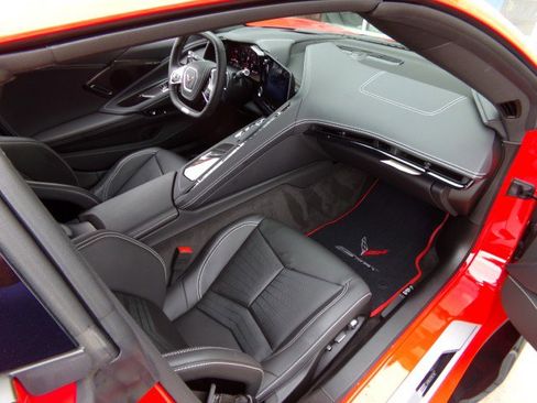 Used 2025 Chevrolet Corvette E-Ray w/ Stealth Interior Trim Package AWD/4WD image 28