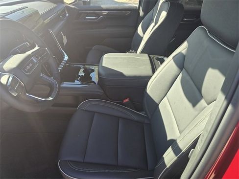 New 2026 GMC Yukon XL Elevation image 18