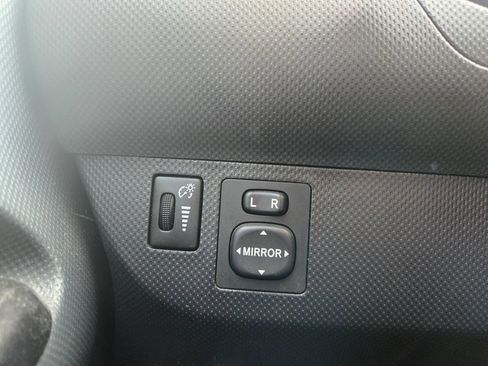 Used 2010 Scion xD image 25