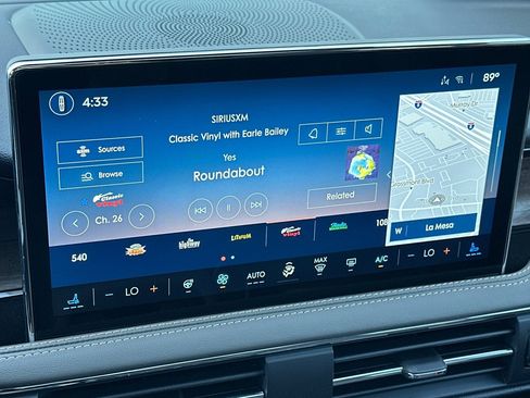 New 2025 Lincoln Corsair Reserve image 17