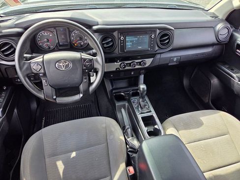 Used 2018 Toyota Tacoma SR w/ SR Convenience Package image 7