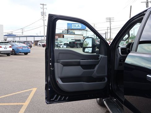 Used 2023 Ford F150 XLT w/ XTR Package AWD/4WD image 18