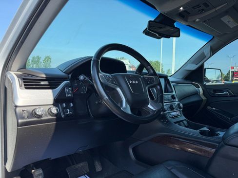 Used 2019 GMC Yukon SLT AWD/4WD image 14