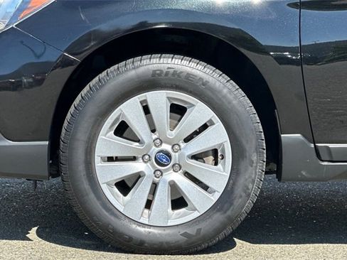 Used 2019 Subaru Outback 2.5i Premium image 31