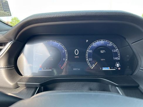 Used 2025 Jeep Grand Cherokee Laredo X RWD image 16