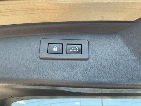 Used 2020 Subaru Outback Touring w/ Popular Package #2 AWD/4WD image 44
