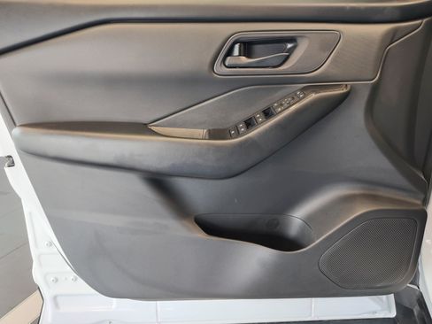 Certified 2024 Nissan Rogue S FWD image 27