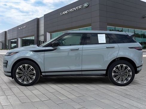 Used 2026 Land Rover Range Rover Evoque Dynamic SE AWD/4WD image 2