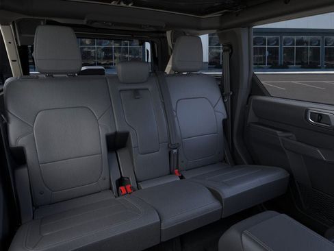 New 2025 Ford Bronco Outer Banks w/ Sasquatch Package AWD/4WD image 11
