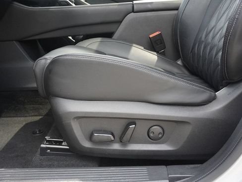 Used 2023 Nissan Rogue Platinum w/ Platinum Premium Package AWD/4WD image 34