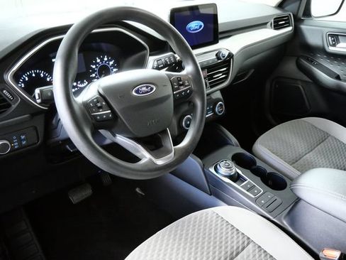 Certified 2020 Ford Escape SE AWD/4WD image 3