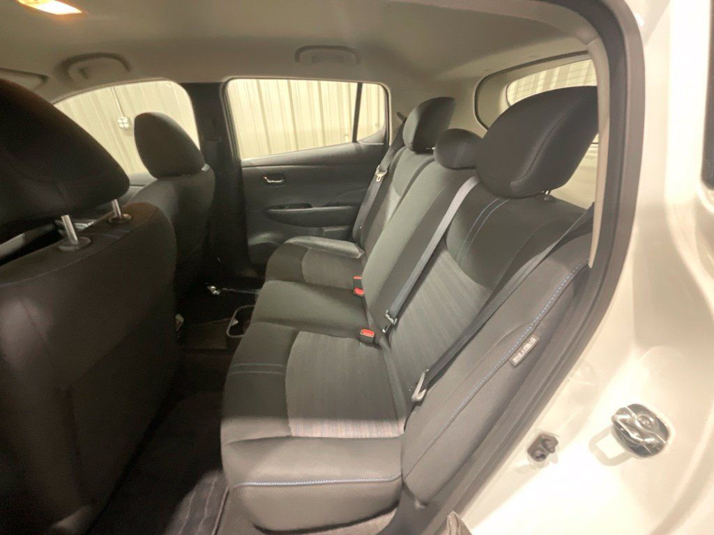 Used 2025 Nissan Leaf SV Plus FWD image 10