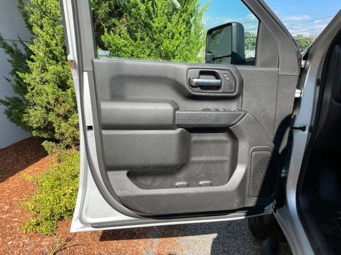 Used 2023 Chevrolet Silverado 2500 Custom w/ Custom Value Package AWD/4WD image 14