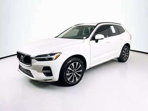 Used 2023 Volvo XC60 B5 Core w/ Protection Package Premier FWD image 3