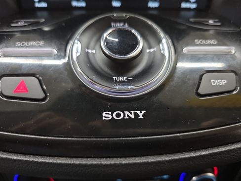 Used 2017 Ford Escape Titanium w/ Equipment Group 301A AWD/4WD image 20